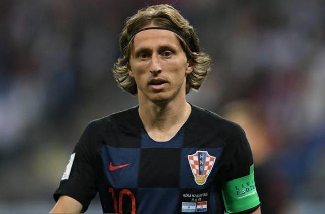 命中注定，狼队新援沃尔费手臂上有一个狼的文身