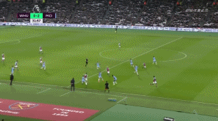 记者：哲凯赖什没参加欧冠赛前最后一练，此前曾感到肌肉不适